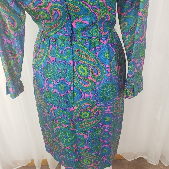 Vintage Sue Brett vibrant paisley dress blue green pink ruffle hem cuff 70s gorg - Picture 11 of 14